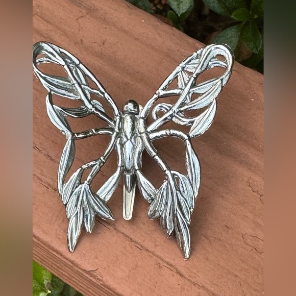 Jewelry - John Hardly Elegant Silver Butterfly pin scarf pin Ornament, brooch